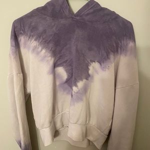 Cropped tie dye sweatshirt
